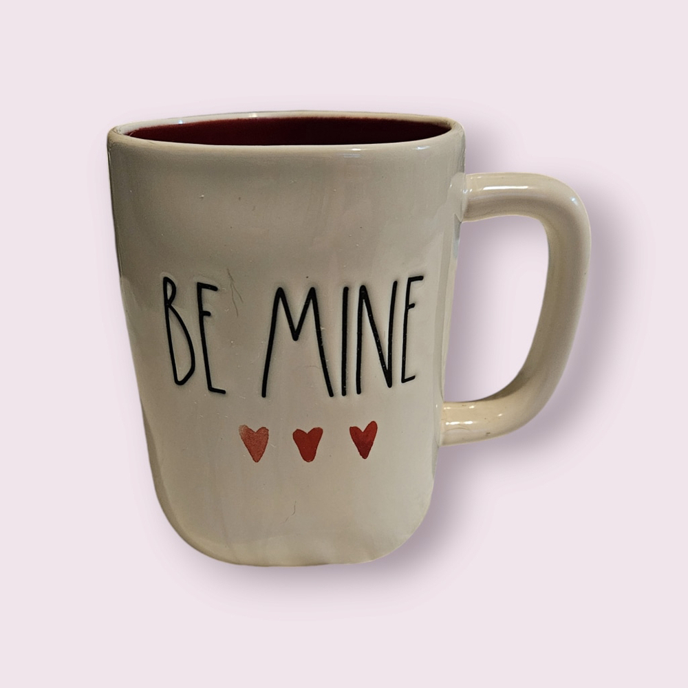 Rae Dunn Collector Valentine's Day "Be Mine" Coffee Cup Mug White Red